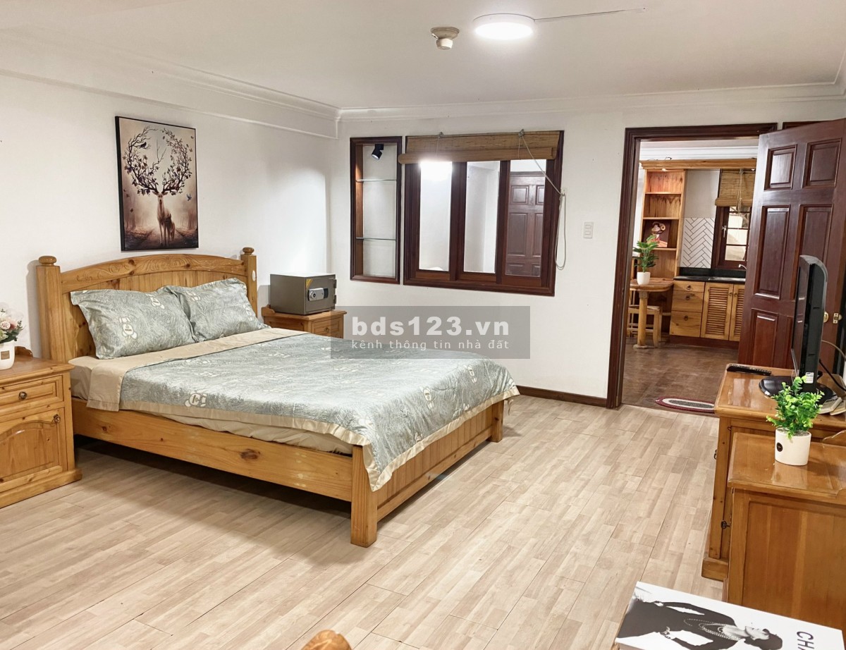 Phòng cửa sổ, ban công_gần cầu Nguyễn Văn Cừ, Dương Bá Trạc,….Quận 8