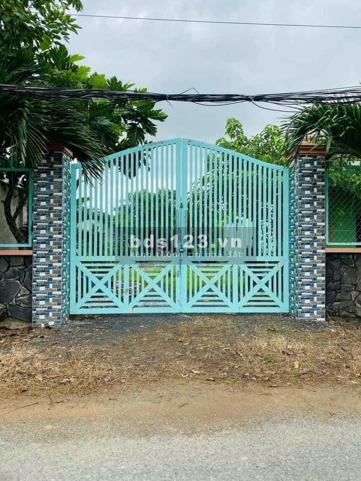 Bán gấp căn nhà cấp 4 Bình Dương, 600m2 giá 390tr