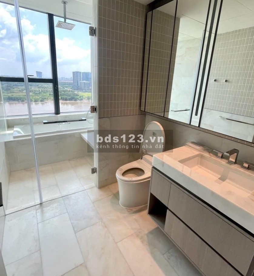 (English below) Căn hộ quản lý bởi khách sạn xa xỉ Marriott cho thuê - 3 phòng ngủ, giá 196tr/tháng.