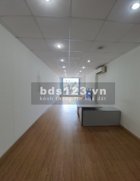 Cho thuê văn phòng giá rẻ tại trung tâm Quận 3, TP.HCM.
