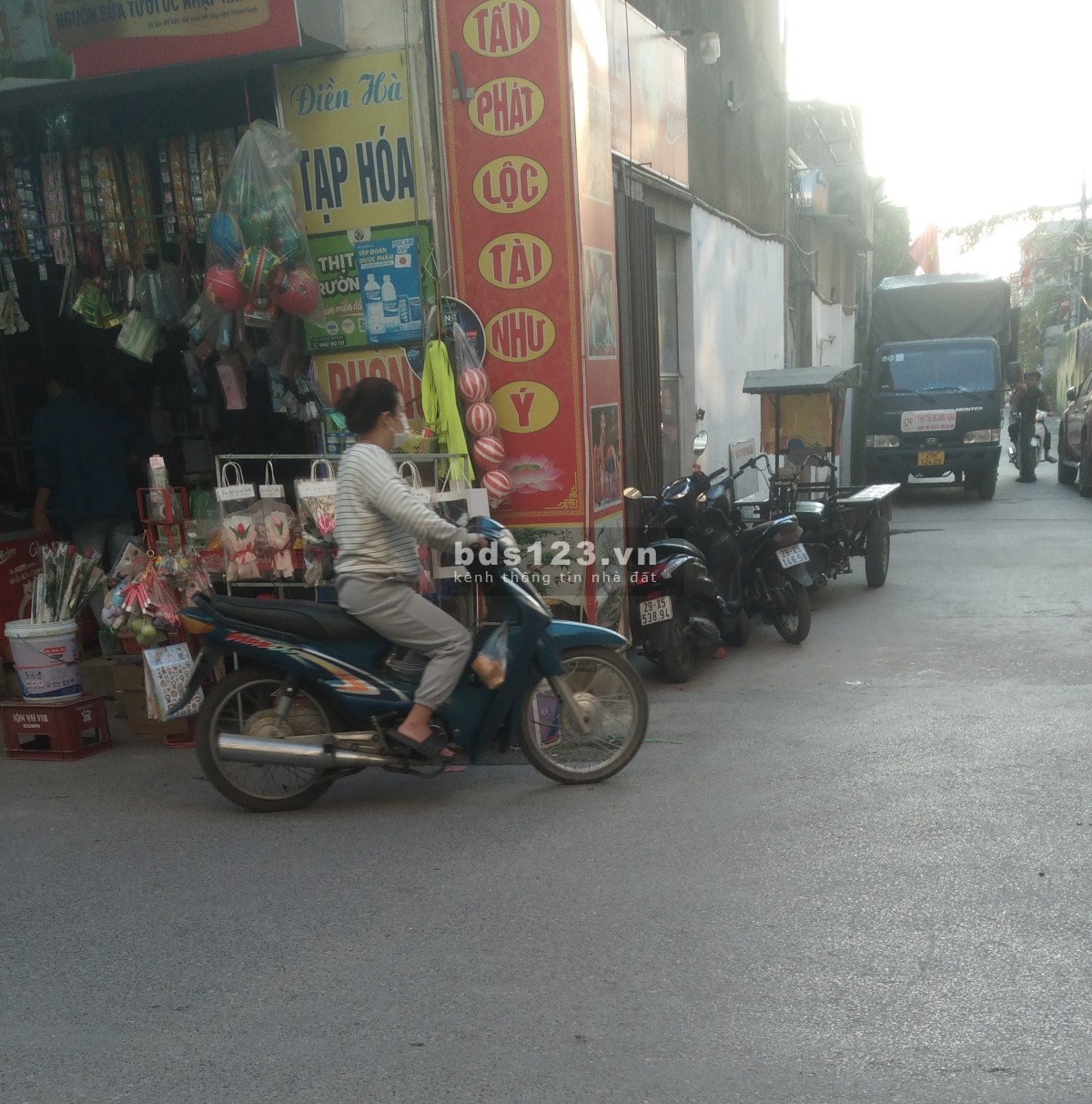 Bán nhà Lai Xá, Hoài Đức, 4 tầng 51m, Lô góc, Nở Hậu, Kinh Doanh, Ô tô tránh, giá tốt.