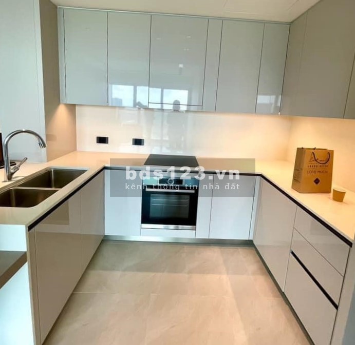 (English below) Căn hộ quản lý bởi khách sạn xa xỉ Marriott cho thuê - 3 phòng ngủ, giá 196tr/tháng.