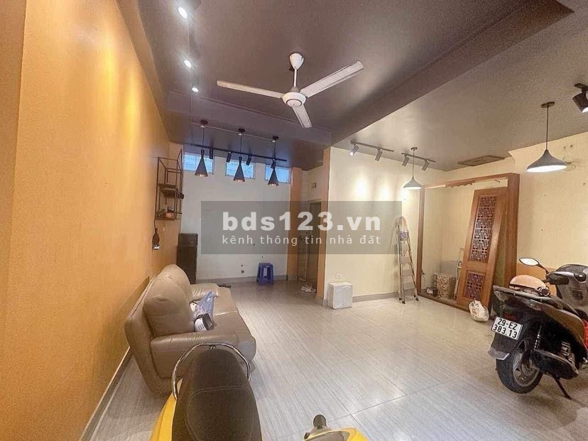 Bán nhà mặt tiền hồ ba mẫu, siêu phẩm vừa ở vừa kinh doanh 48m2, 4 tầng, giá rẻ chỉ hơn 14 tỷ