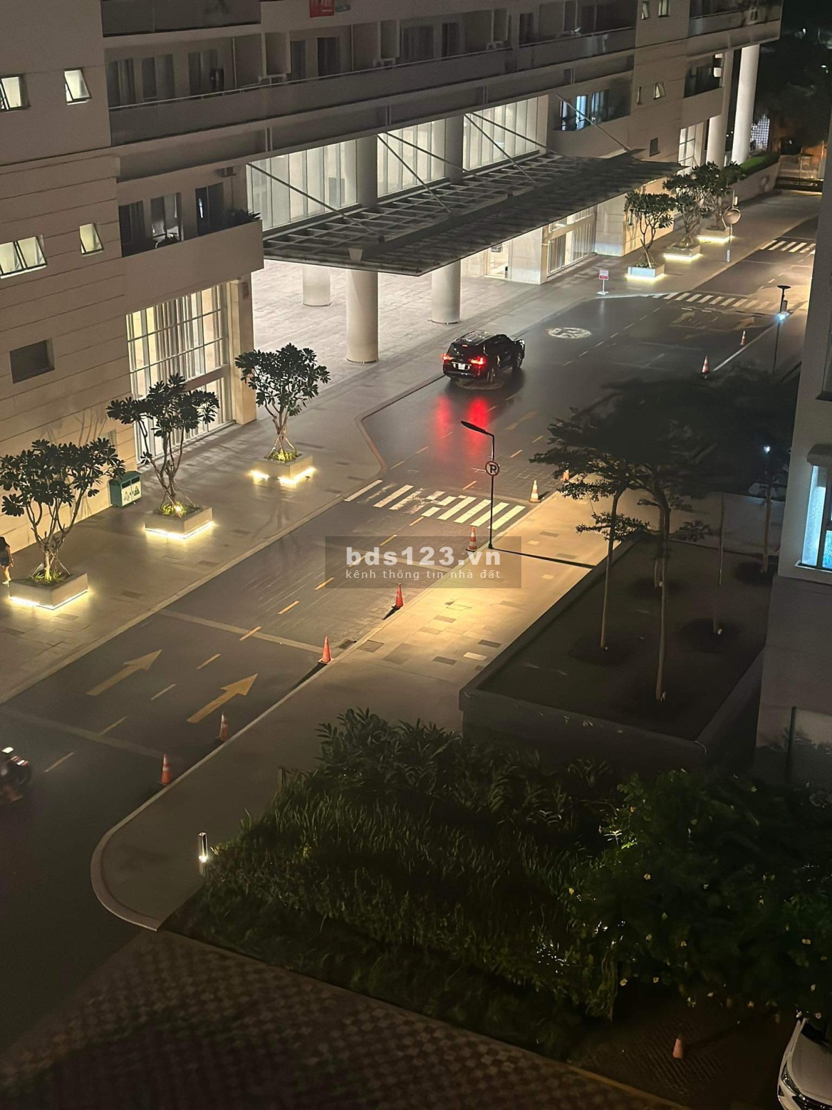 Cần share 1PN trong căn 2PN 2WC Scenic Valley 1 Phú Mỹ Hưng quận7