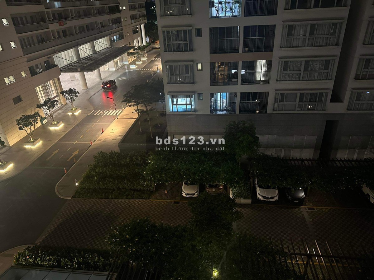 Cần share 1PN trong căn 2PN 2WC Scenic Valley 1 Phú Mỹ Hưng quận7
