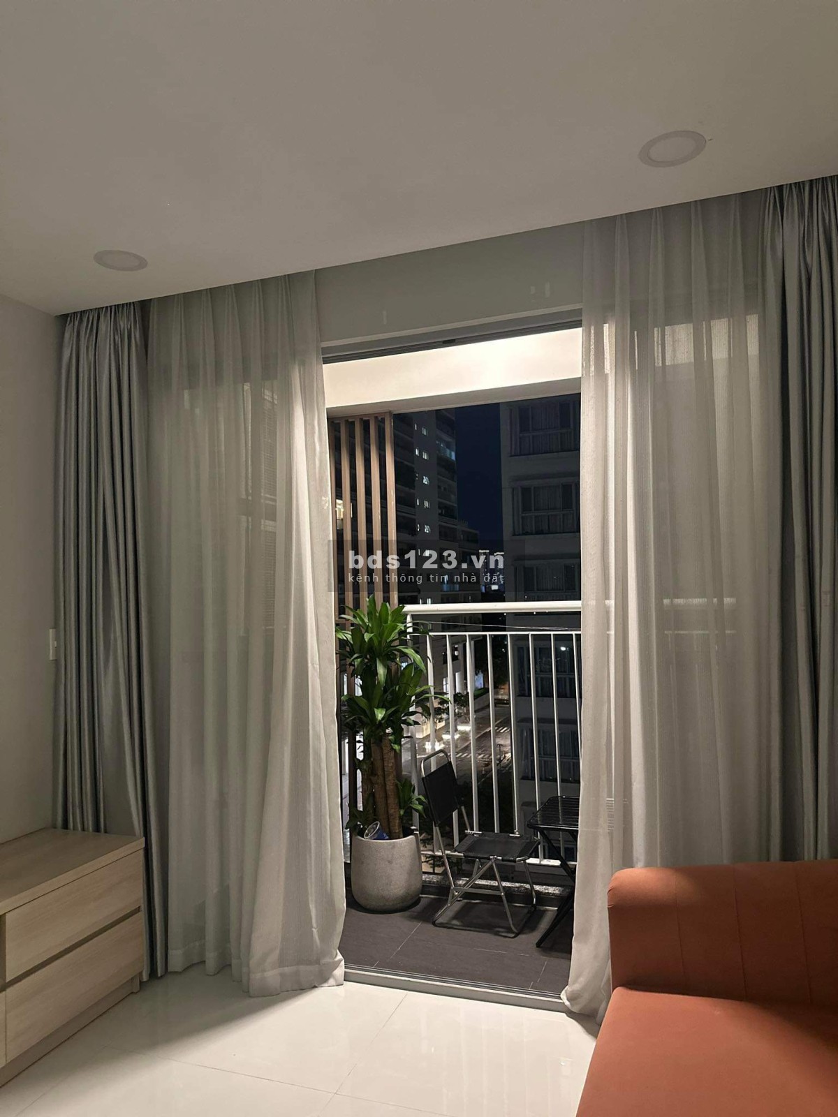 Cần share 1PN trong căn 2PN 2WC Scenic Valley 1 Phú Mỹ Hưng quận7