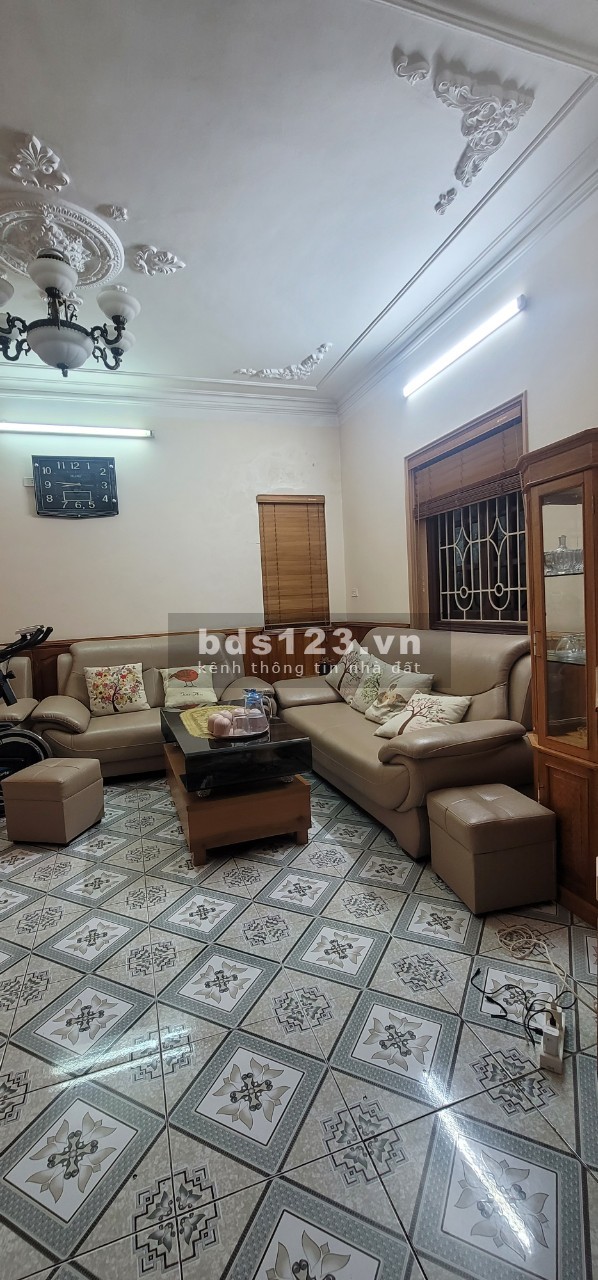 Bán nhà Lai Xá, Hoài Đức, 4 tầng 51m, Lô góc, Nở Hậu, Kinh Doanh, Ô tô tránh, giá tốt.