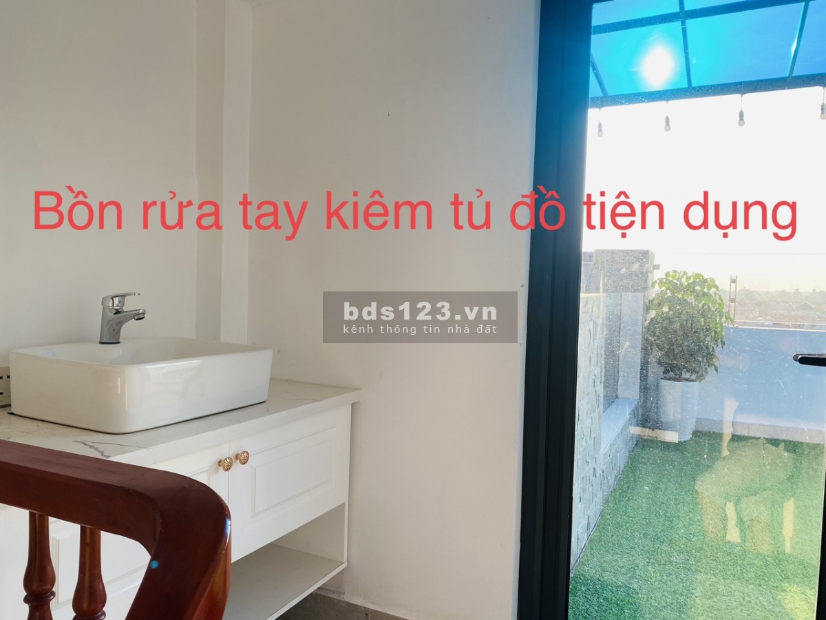 Chính chủ bán Nhà Ngọc Thụy - Long Biên - Ngõ thông - Ô tô ngủ trong nhà - có thang máy