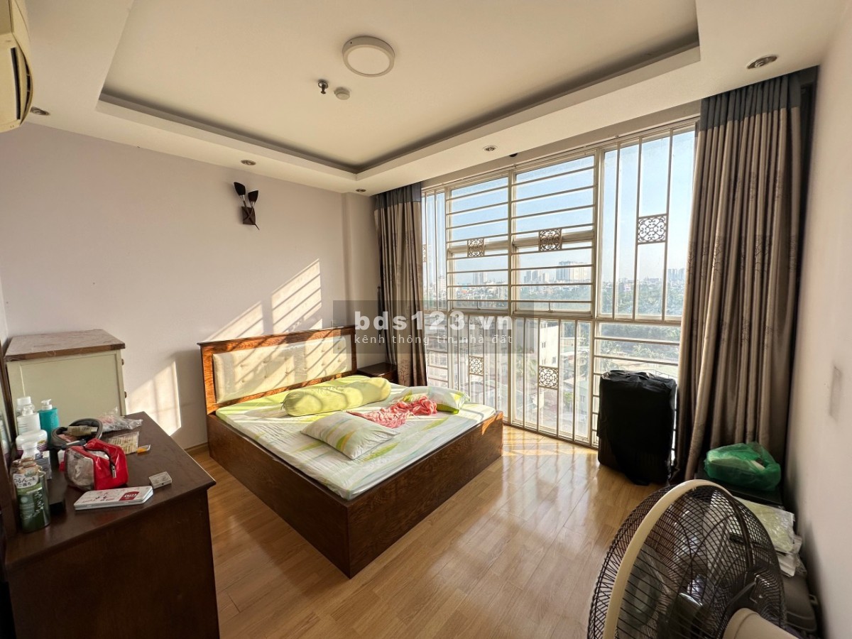 Bán chung cư Khánh Hội 3 trung tâm quận 4