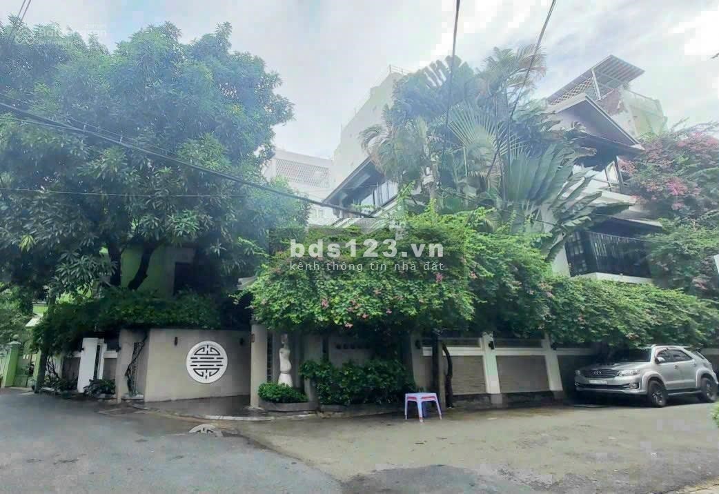 Bán biệt thự siêu VIP HXH Biện Biên Phủ Q3 (8x18m) 3 tầng, công nhận 144m2, giá tốt nhất thị trường