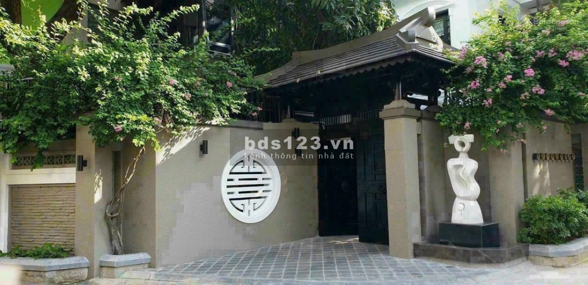 Bán biệt thự siêu VIP HXH Biện Biên Phủ Q3 (8x18m) 3 tầng, công nhận 144m2, giá tốt nhất thị trường