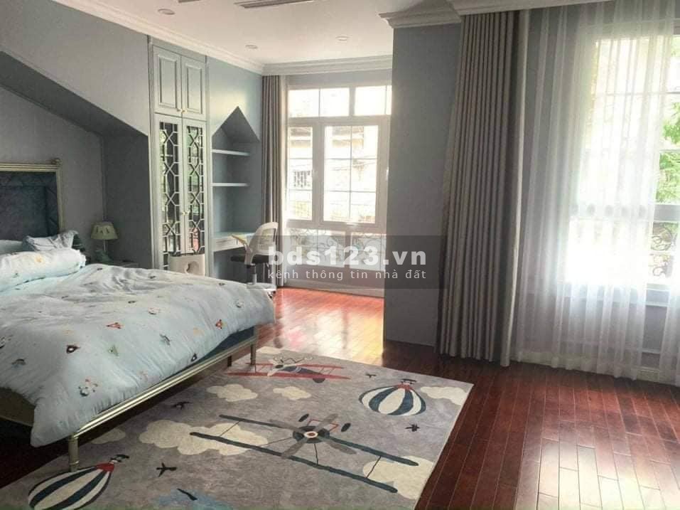 Bán căn Biệt Thự phố Kim Mã - Nội Thất Nhập Khẩu – An Sinh Tuyệt Đỉnh –( DT160m2 , MT7.7M)