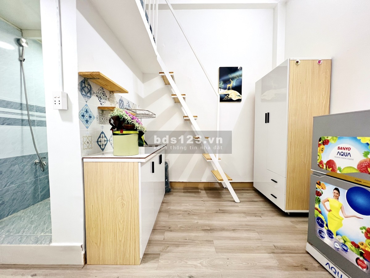 Phòng có gác full nội thất cho thuê 25m2 gần Hoàng Văn Thụ Tân Bình