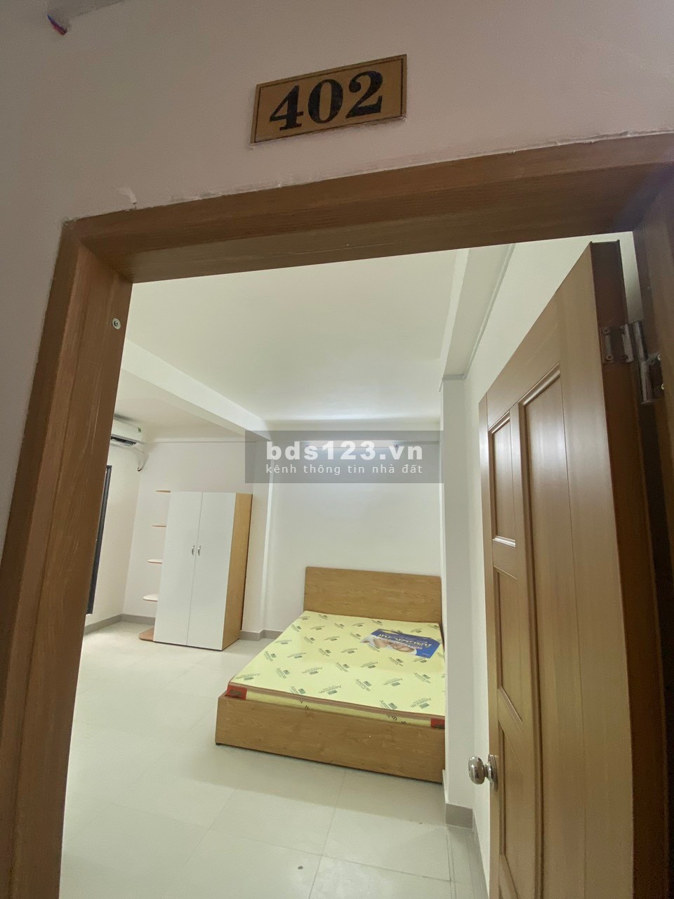 Phòng và căn hộ tách bếp siêu rộng đủ nội thất gỗ cao cấp - 224/22 Lý Thường Kiệt, P. 14, Quận 10
