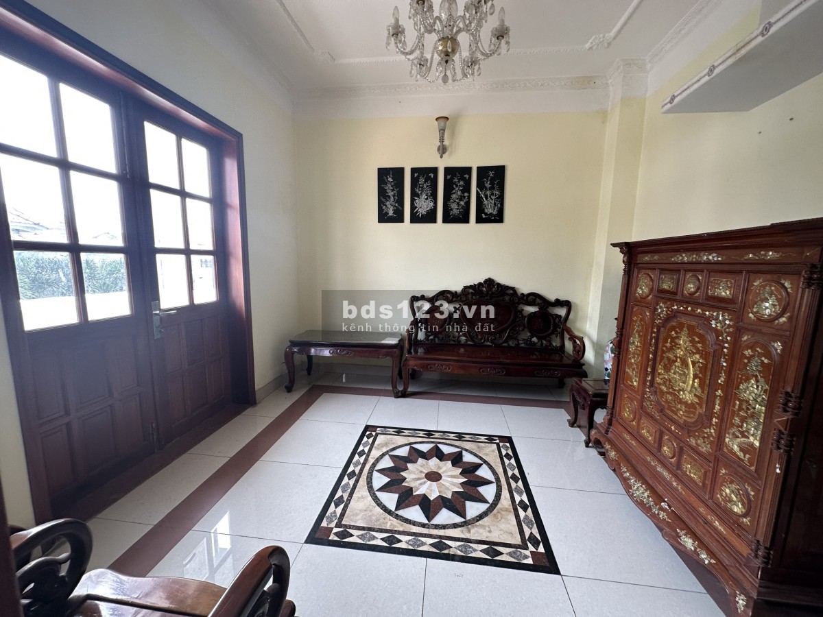 Nhà văn phòng Trần Não cho thuê giá 40tr khu compound gần sông công viên