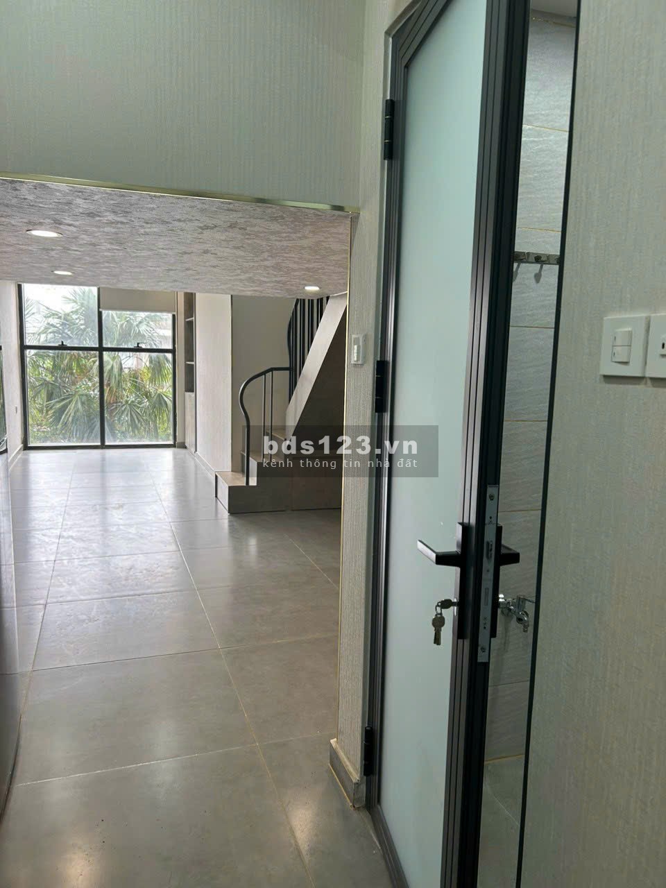 Cực rẻ! Cho thuê căn hộ The Sun Avenue 33m2 full nt có làm lửng chỉ 11tr