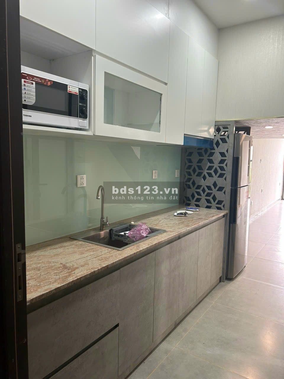 Cực rẻ! Cho thuê căn hộ The Sun Avenue 33m2 full nt có làm lửng chỉ 11tr
