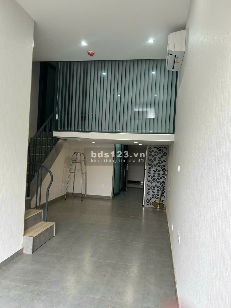 Cực rẻ! Cho thuê căn hộ The Sun Avenue 33m2 full nt có làm lửng chỉ 11tr