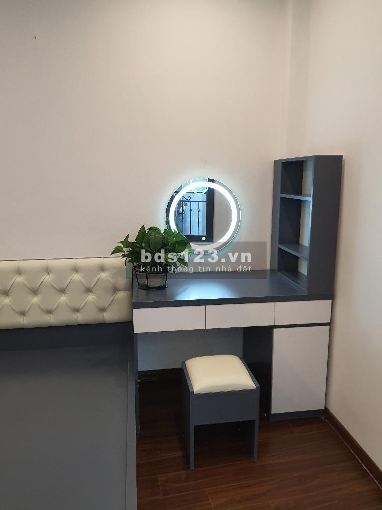 Bán nhà Nguyễn Hoàng, 50m2, 4 tầng, 4 phòng, 5 vệ sinh, 4.3 tỷ