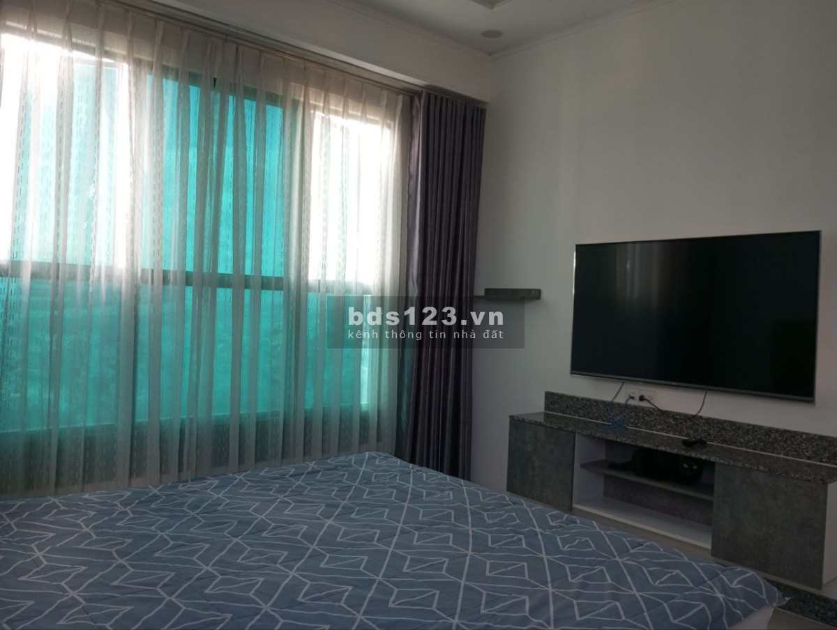 View TP! Cho thuê căn hộ The Sun Avenue 96m2 full nt 21.4 triệu nhà đẹp