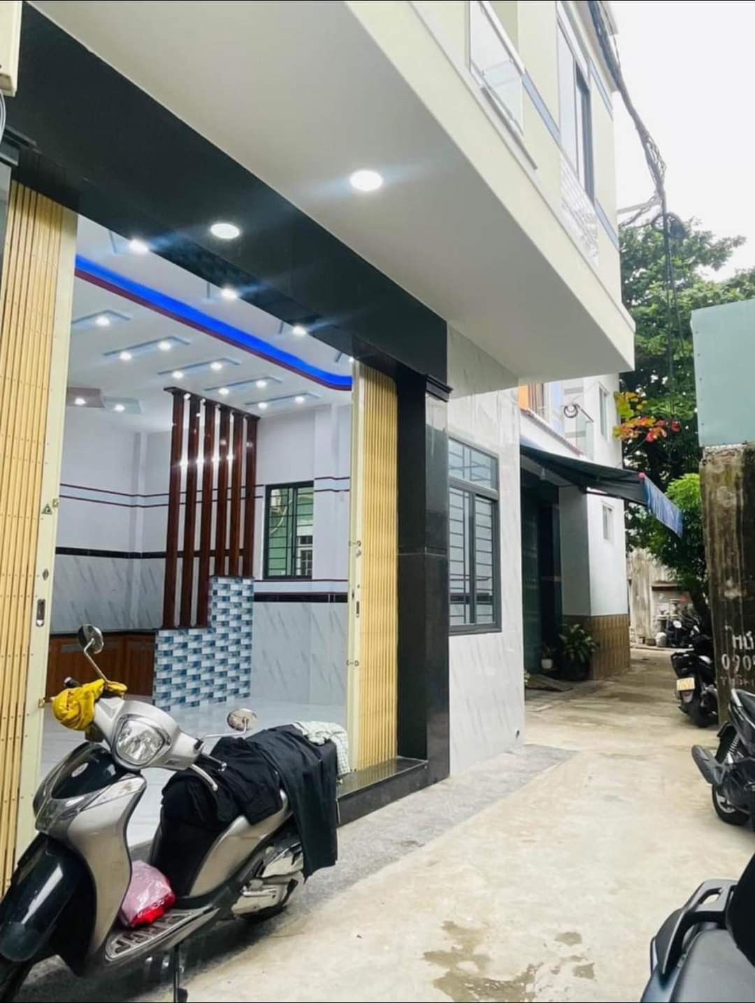 Bán nhà 2 tầng. Hẻm trần hưng đạo. thành phố quy nhơn