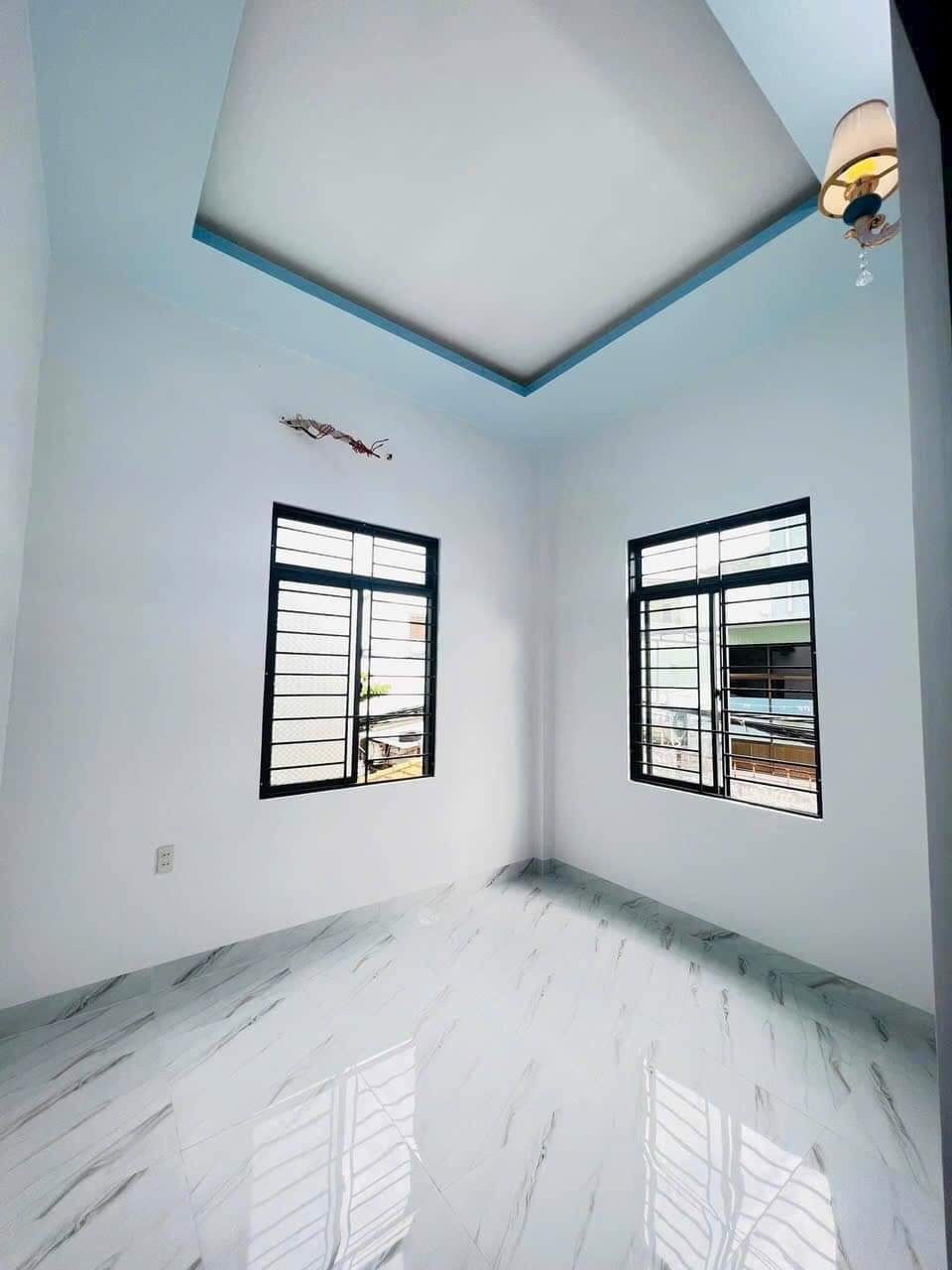 Bán nhà 2 tầng. Hẻm trần hưng đạo. thành phố quy nhơn
