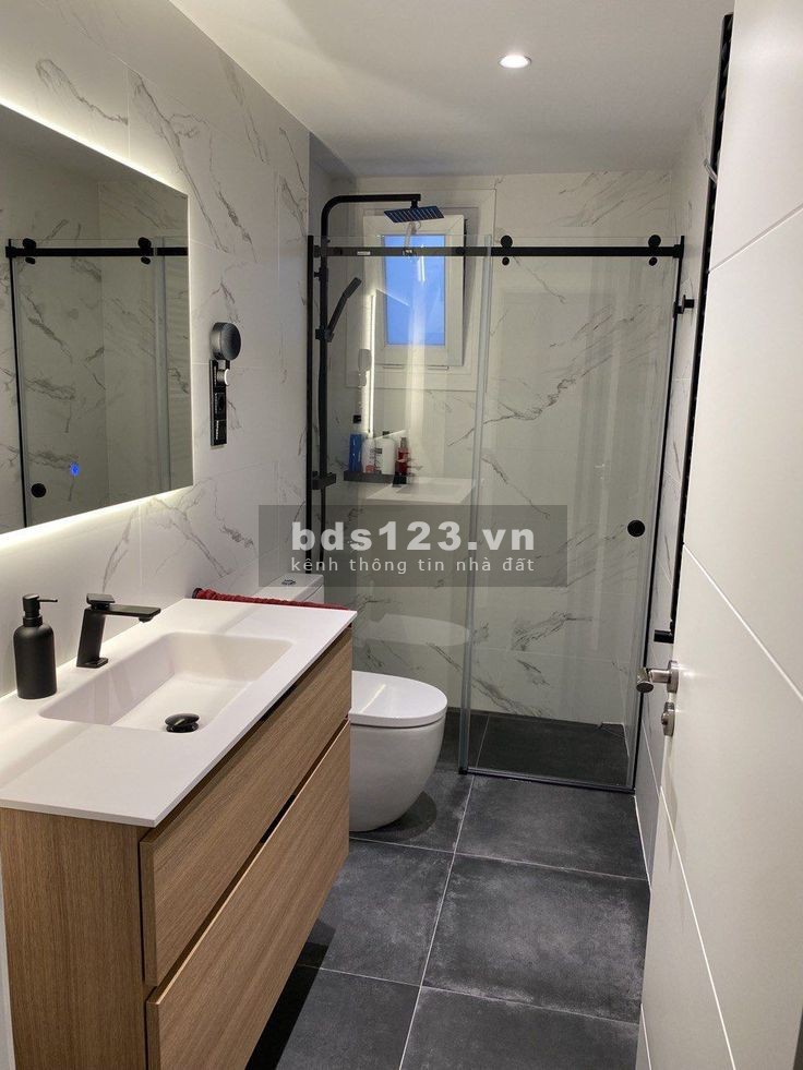 cần bán gấp căn hộ The Park Residence 106m² gá 2.3 tỷ Liên hệ: 0961148509 em My để xem nhà