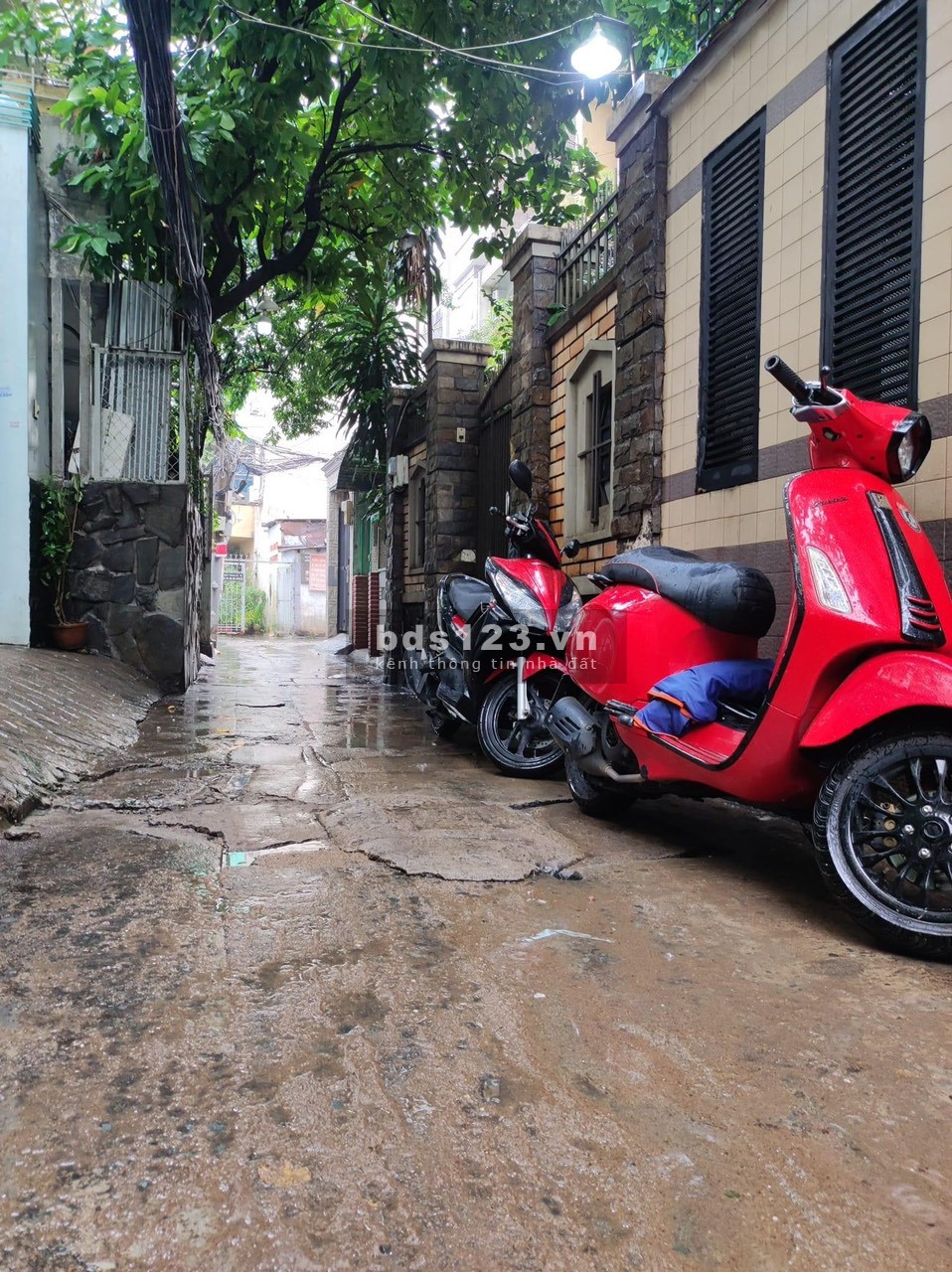 Bán nhà quận 10 - đường Hoà Hưng, phường 13, hẻm 3m, thông, giá 4 tỷ 9.