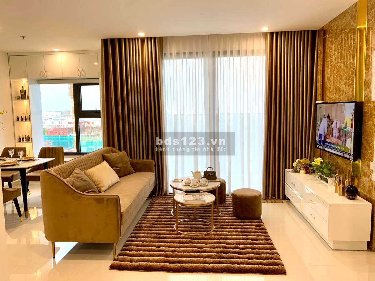 Chuyển nhượng gấp căn hộ 2n+1, 2NS căn góc 70m2 tặng Nội Thất KDT Vinhomes