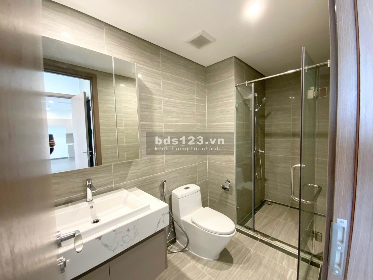 Bán căn hộ 3PN2VS 80m2 tặng full nội thất giá 2,45 tỷ Vinhomes Ocean Park