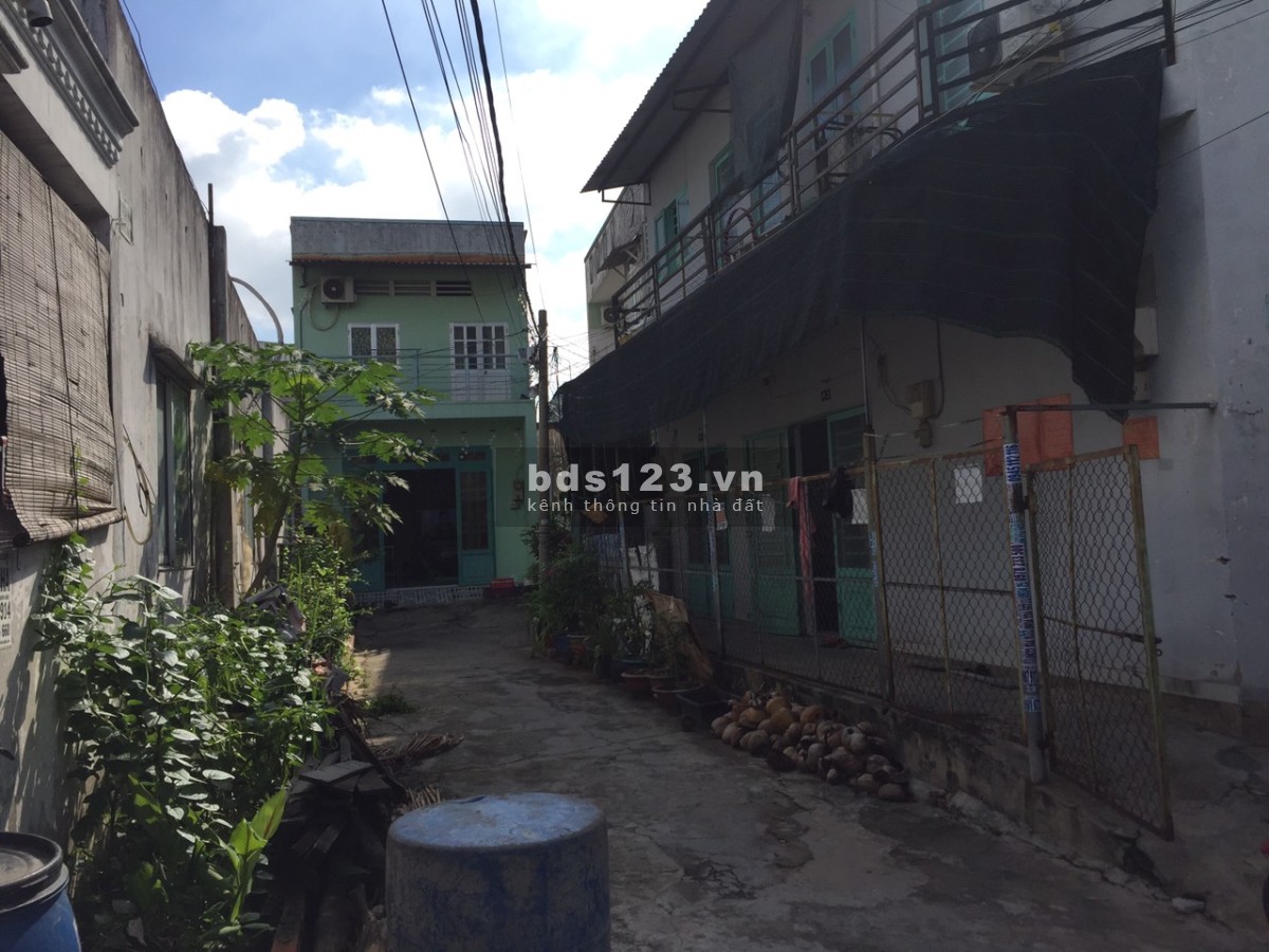 Cho thuê nhà trọ liền kề nguyên căn 1 trệt 1 lầu4,5 triệu/tháng - 70 m2
