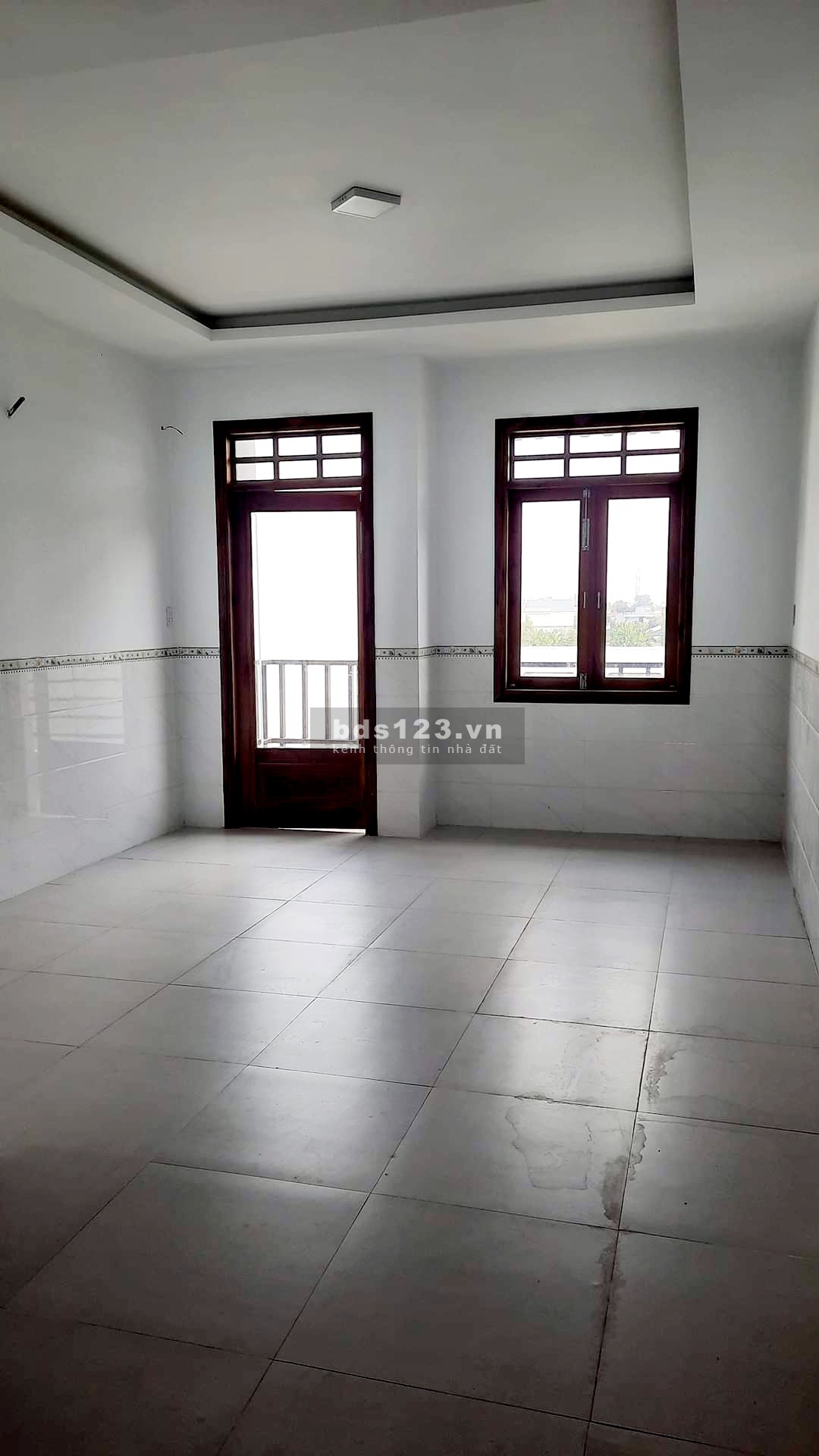 Bán nhà mới hẻm xe tải - Hồ Văn Long - Khu kinh doanh - Hơn 100M2 - 4 tầng - Nhỉnh 4,9 tỷ