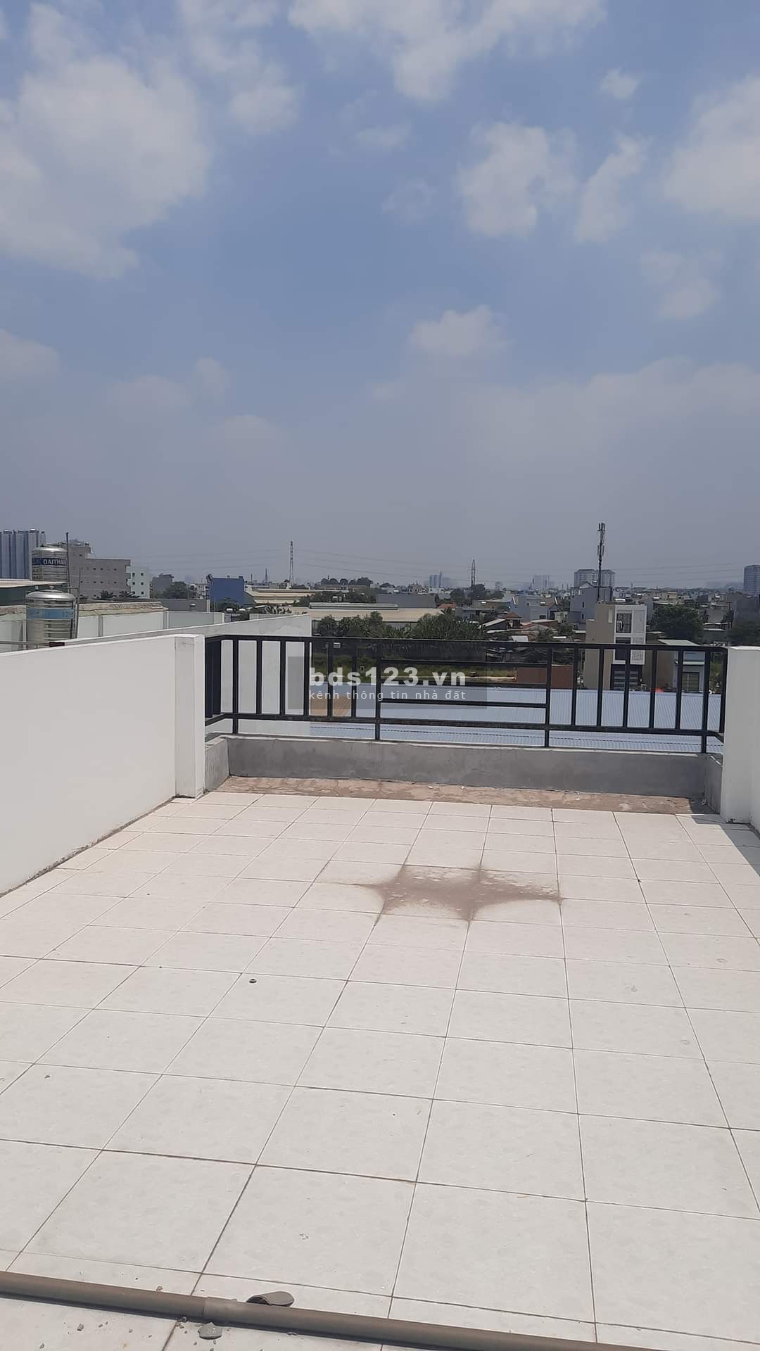 Bán nhà mới hẻm xe tải - Hồ Văn Long - Khu kinh doanh - Hơn 100M2 - 4 tầng - Nhỉnh 4,9 tỷ