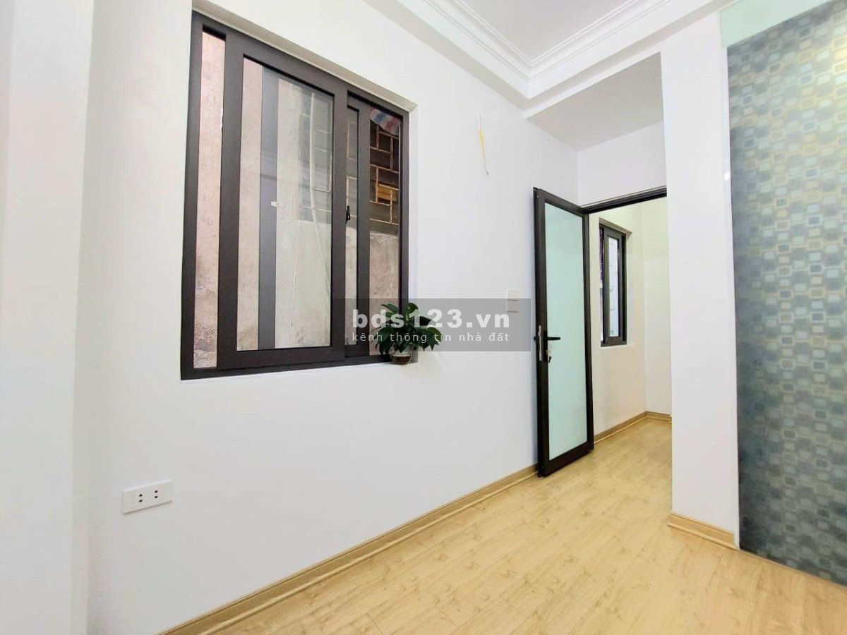 Nhà siêu đẹp, sổ riêng tại quận Hai Bà Trưng, mặt ngõ thông, full nội thất, ở ngay, giá chỉ 1.x tỷ.