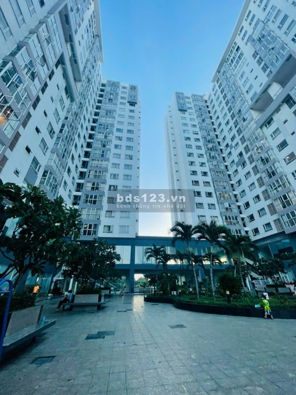 Hàng Hiếm - Cho Thuê - 7.5tr 2pn 2wc️ Nhà trống️ Có ban công - Hưng Phát 1