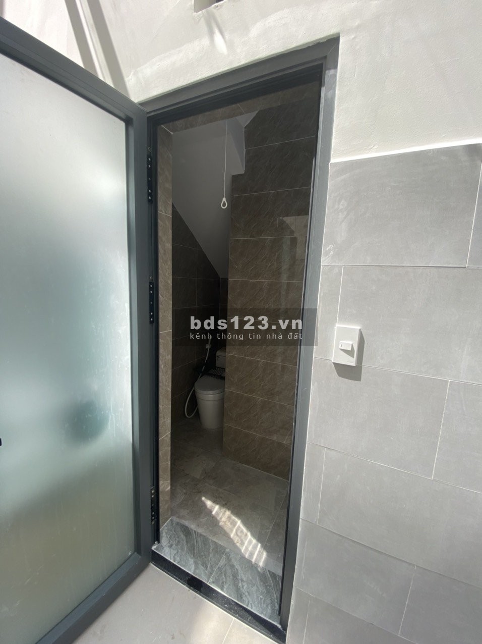 Cho thuê nhà phố Vinhomes Quận 9 - 108m2 hoàn thiện giá chỉ 12 triệu