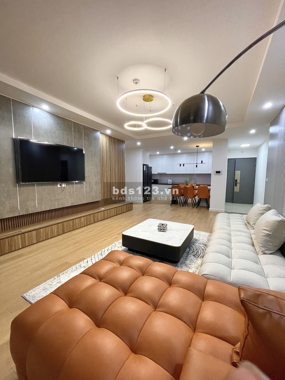 Cho thuê chung cư La Casta VĂn Phú 3 Phòng ngủ đủ đồ nhận nhà ở ngay LH: 0915651569