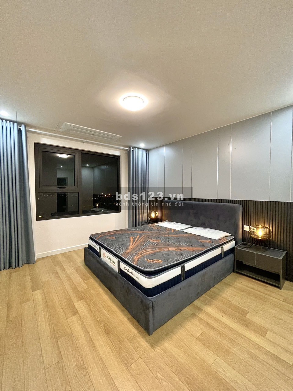 Cho thuê chung cư La Casta VĂn Phú 3 Phòng ngủ đủ đồ nhận nhà ở ngay LH: 0915651569