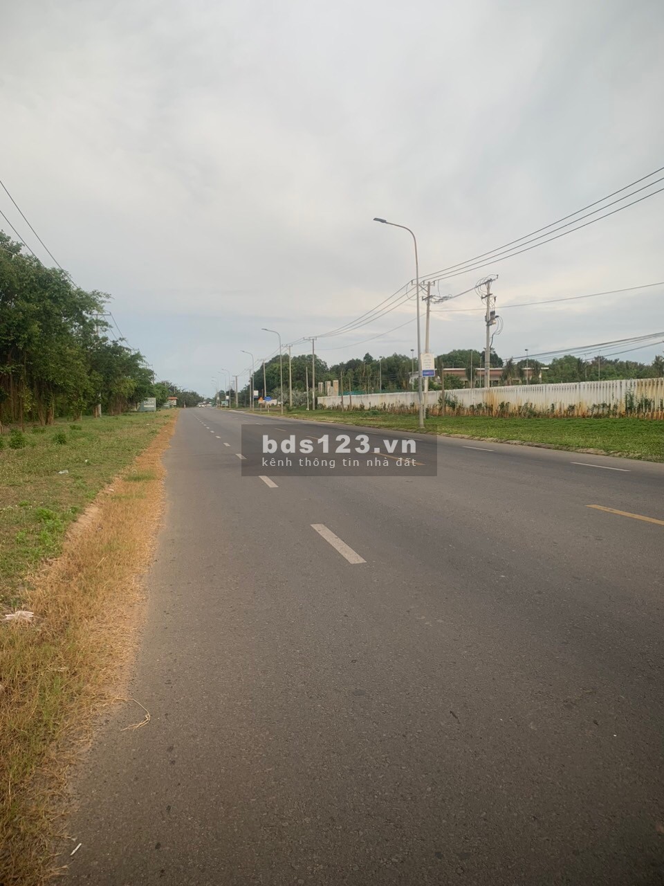 8800m2 đất TMDV 73m mt đường Ven Biển Hồ Tràm, đối diện Sanctuaty, tiện KDDL, nhà hàng, KS, 150tỷ TL