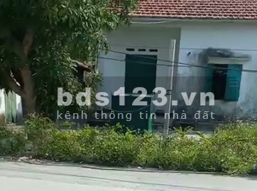 Cắt lỗ mảnh đất tại Thôn Hồng Hải