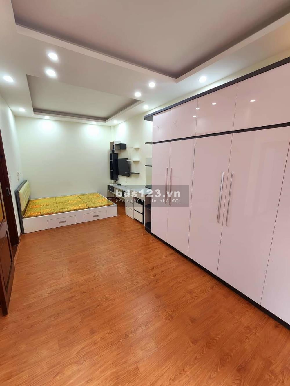 Bán nhà cực hiếm Vạn Phúc, Hà Đông - giá tầm 5 tỷ thương lượng mạnh tay - chủ xinh thiện chí.