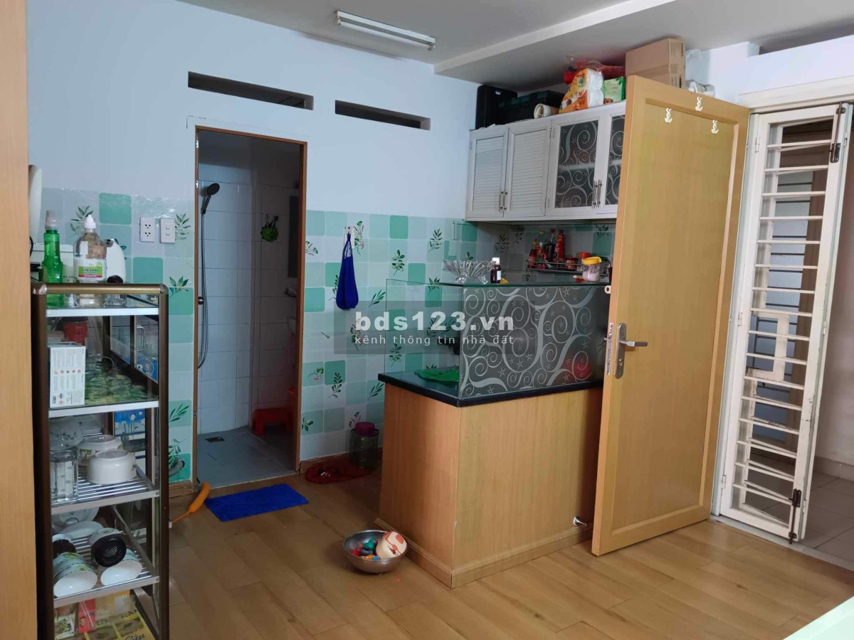 Bán căn 41m2 tầng thấp, nhà mới, block mới giá sập nguồn