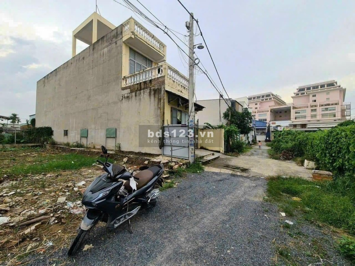 Lô đất ngàng khủng ngay TT Củ Chi 129,5M2 MT đường chính SHR chỉ 600 triệu
