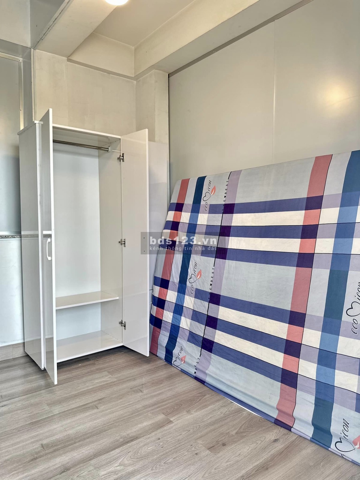 Cho thuê phòng ở được 1-2 người thoáng mát view đẹp giá rẻ bất ngờ Dương Quảng hàm p5 Gò Vấp