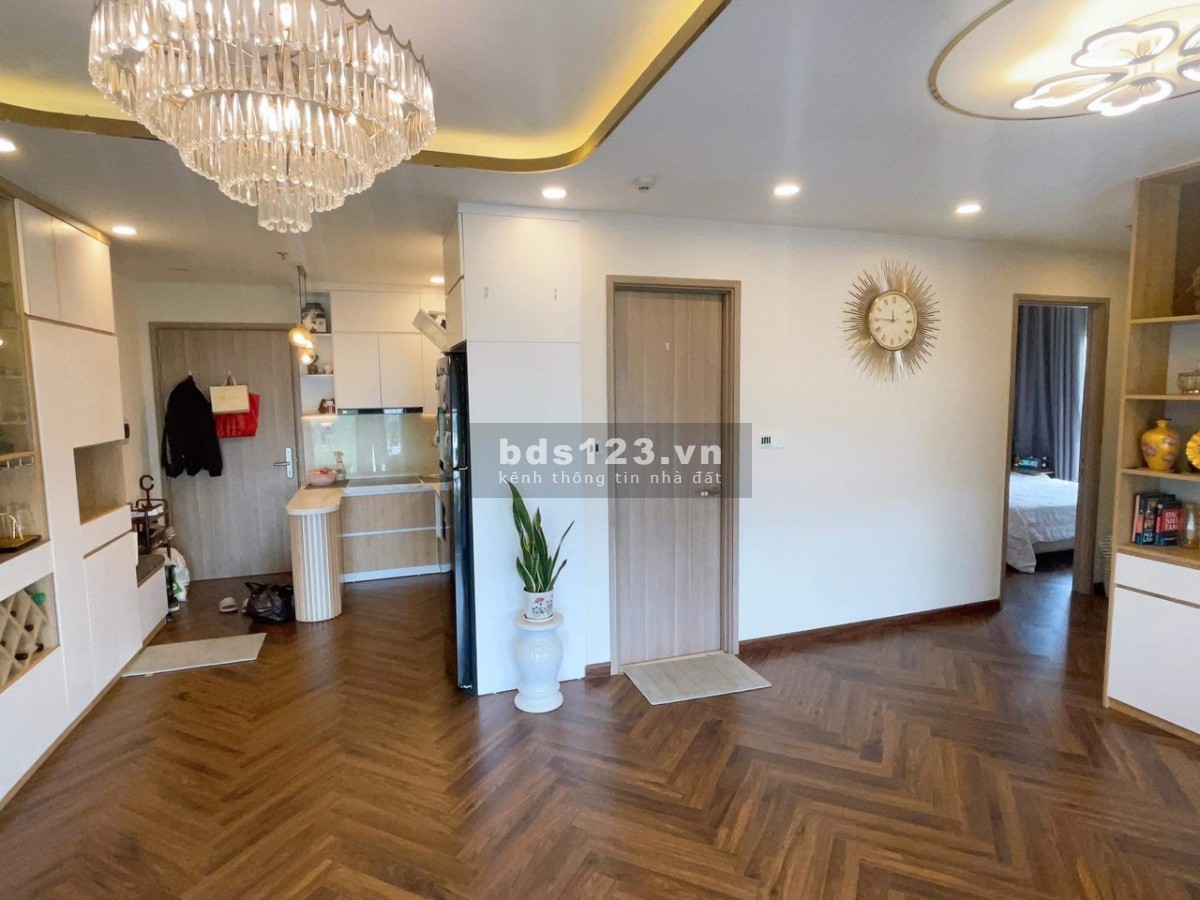 Tôi cần bán gấp trước tết căn hộ 2+1 Vinhomes Smart City 65m2 giá 2.95 tỷ. LH 0949891456