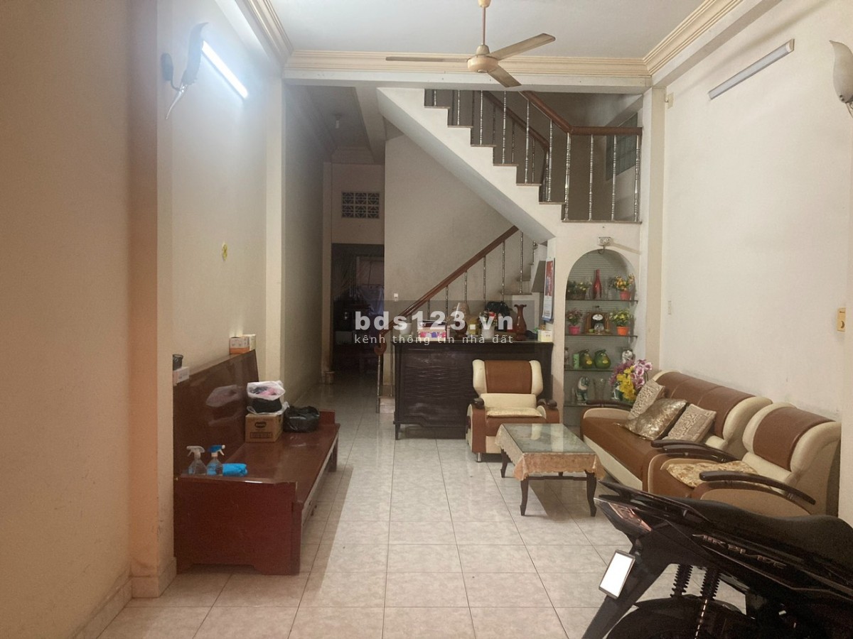 Bán nhà mặt tiền đường Số 37 phường Tân Quy. LH 0326648444