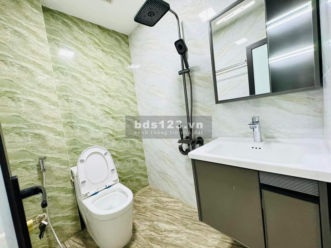 Bán nhà Khương Trung - Thanh Xuân - 1 nhà ra phố - 40m2 4.86 tỷ