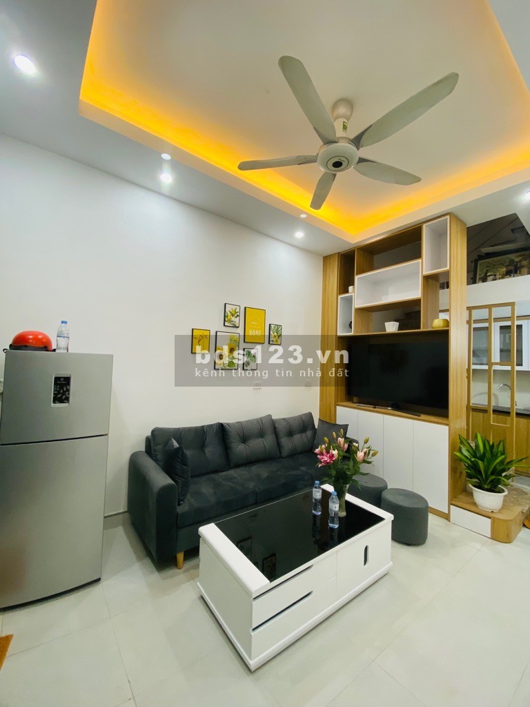 Chỉ 2.85 tỷ nhà - 4 tầng - 3 phòng ngủ - Đầy đủ tiện nghi, ngõ rộng, cách ô tô đậu 5m