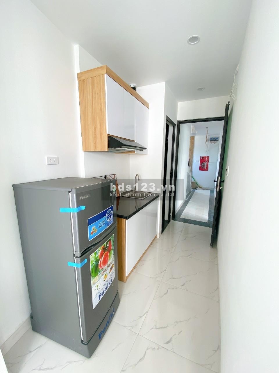 Bán CCMN, khai thác 1,2 tỷ/năm, 3 thoáng, 70M2, 8 tầng thang máy, 11 tỷ