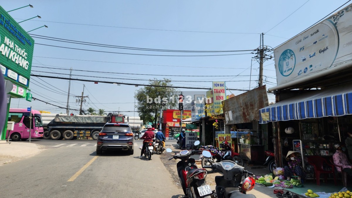 Cần bán lô đất vườn 443m có 200m thổ cư 1/ QL22 giá 1 ty450 Củ Chi